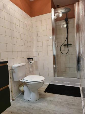T2 Barbusse 4pers, 3lits, Wifi Apartment